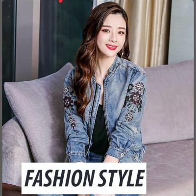 ÁO KHOÁC JEAN CỔ TRỤ TAY THÊU HOA - NK321